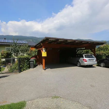 Daire Struggl Ossiach